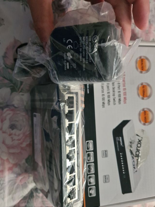 switch 8 puertos 10/100mbps