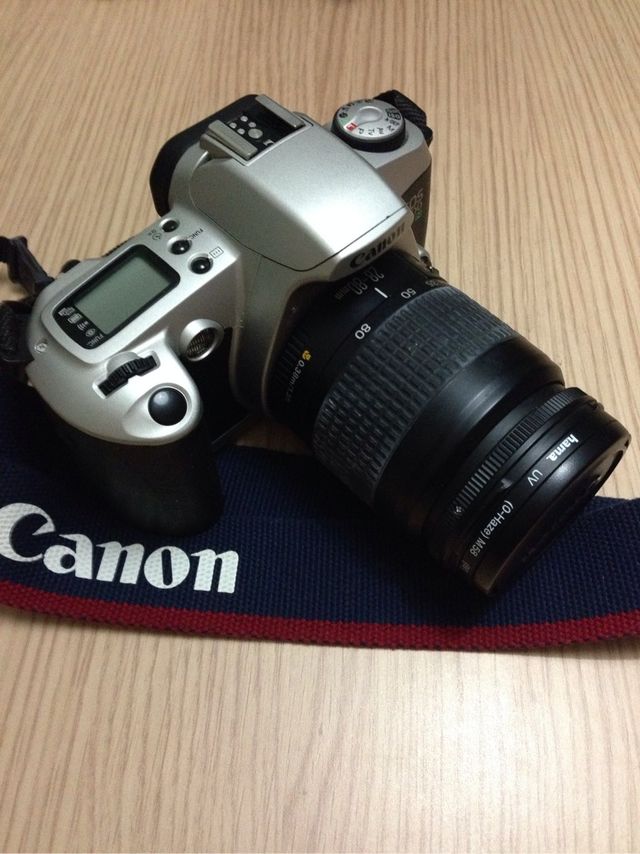 Camara de fotos analogica- Canon