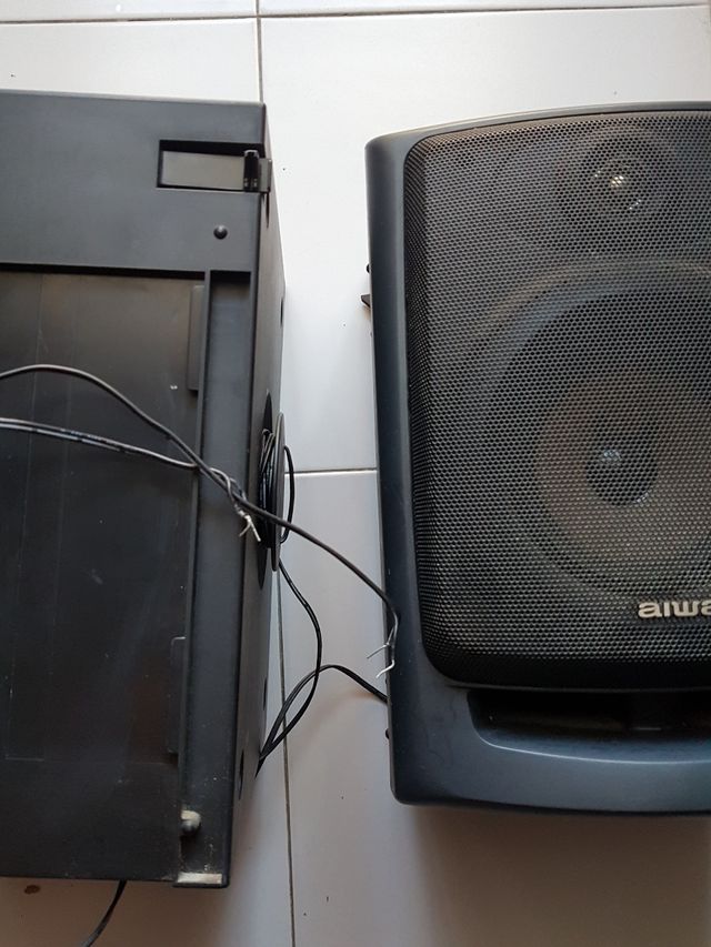 ALTAVOCES AIWA de segunda mano por 10 € en Málaga en WALLAPOP