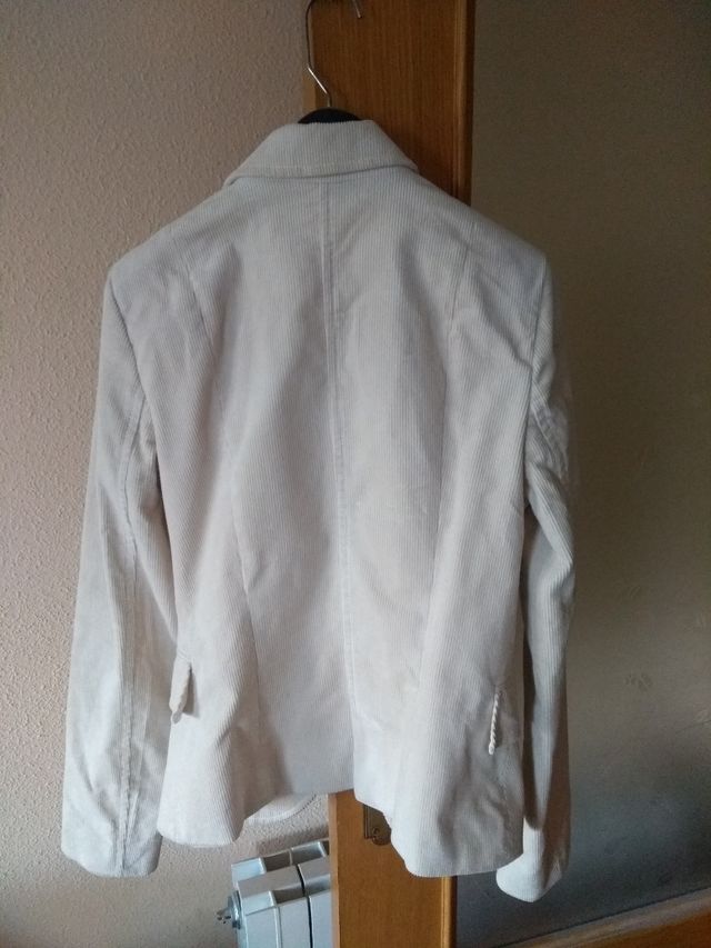 chaqueta pana M beige clarito