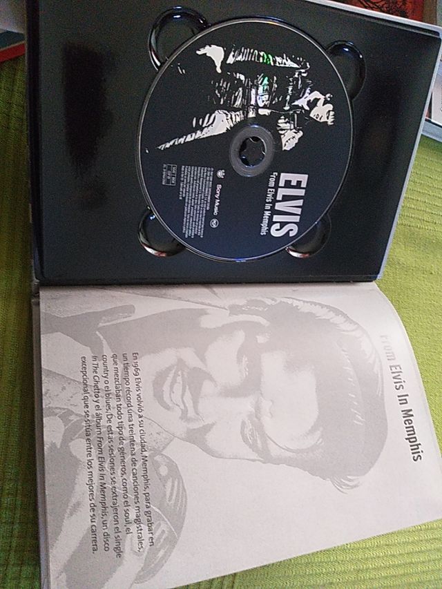 Libro Cd de ELVIS
