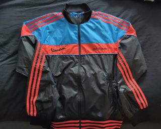 CHAQUETA ADIDAS VESPA de segunda mano por 30 EUR en Madrid en WALLAPOP