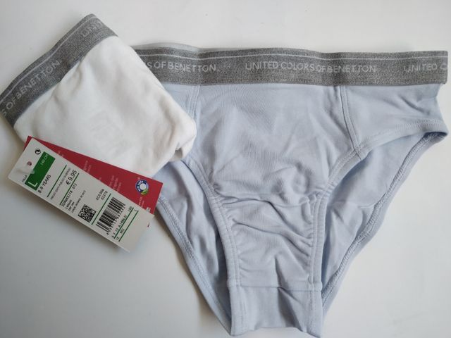 2 Slip Benetton. T8-9. NUEVOS