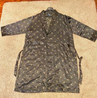 Bata hombre NUEVA de El Corte Inglés de segunda mano por 29 EUR en  Pontevedra en WALLAPOP