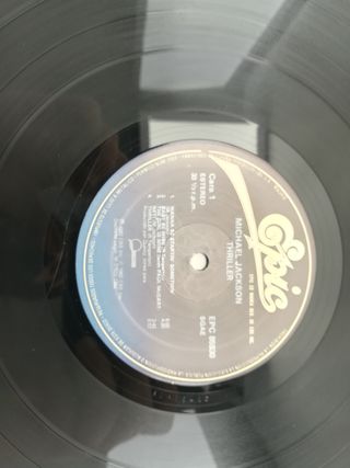 LP MICHAEL JACKSON THRILLER (ROTO)