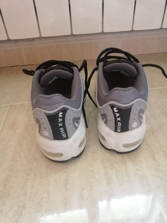 Nike Air Max Tailwind IV