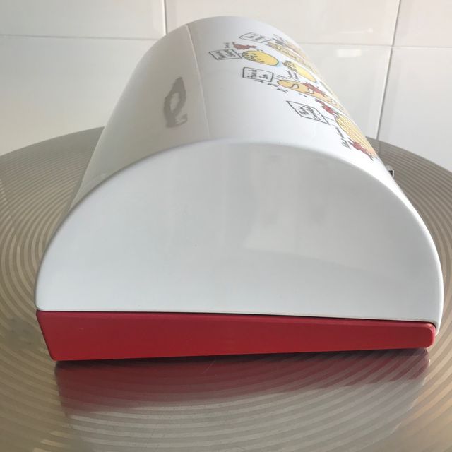 Panera caja guarda pan