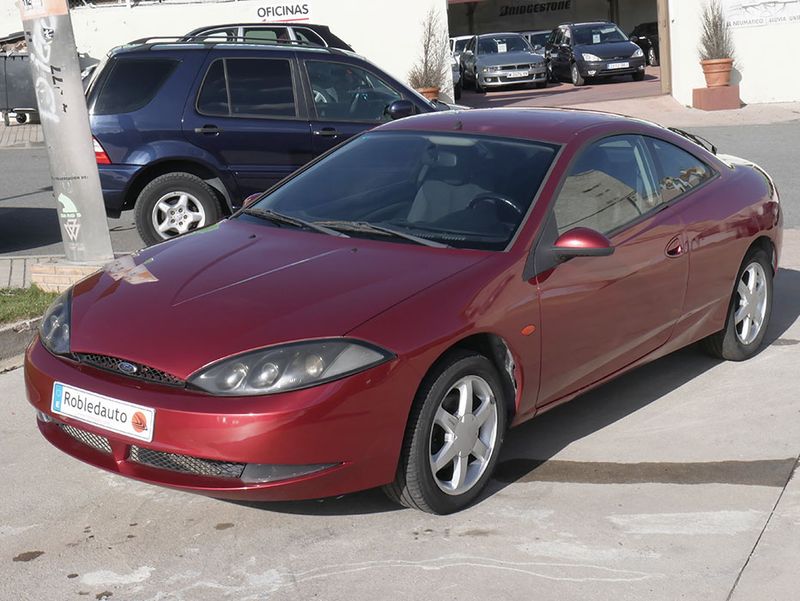 Ford Cougar 2.5 V6 - foto 1