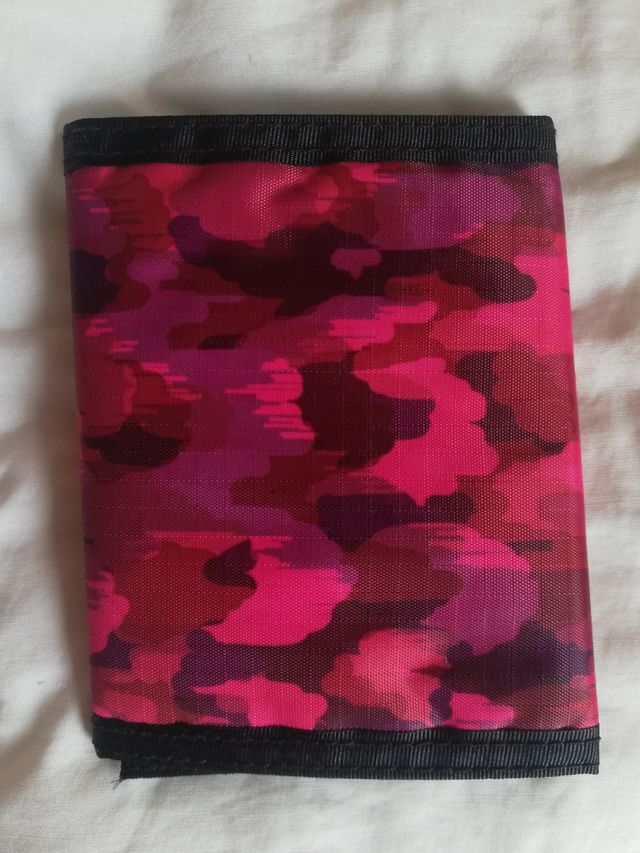 MONEDERO ROSA MILITAR - Marca Totto