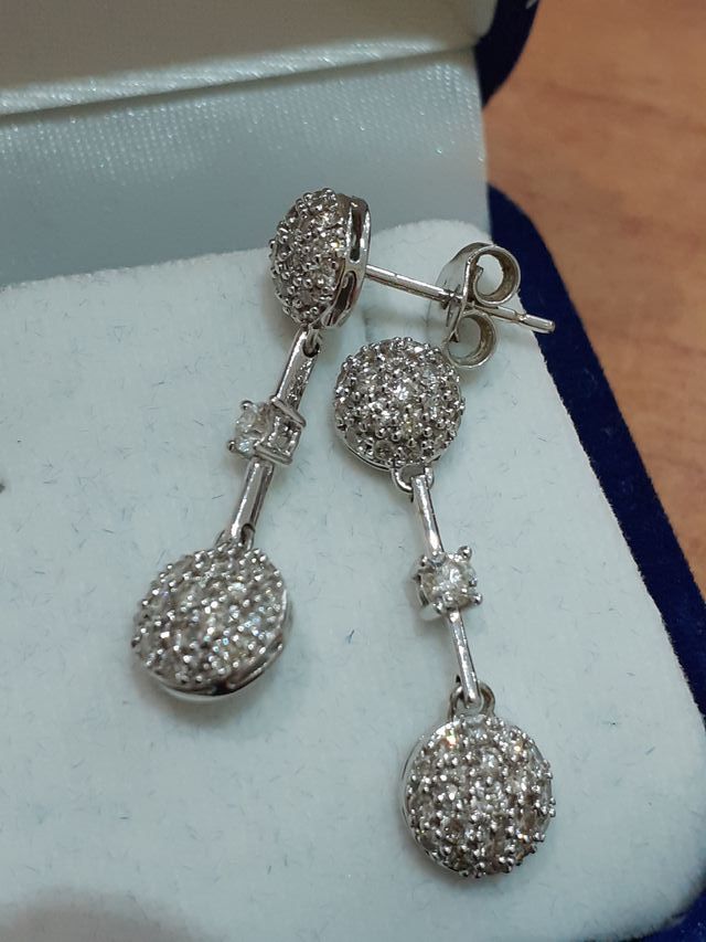 ORECCHINI IN ORO BIANCO CON DIAMANTI