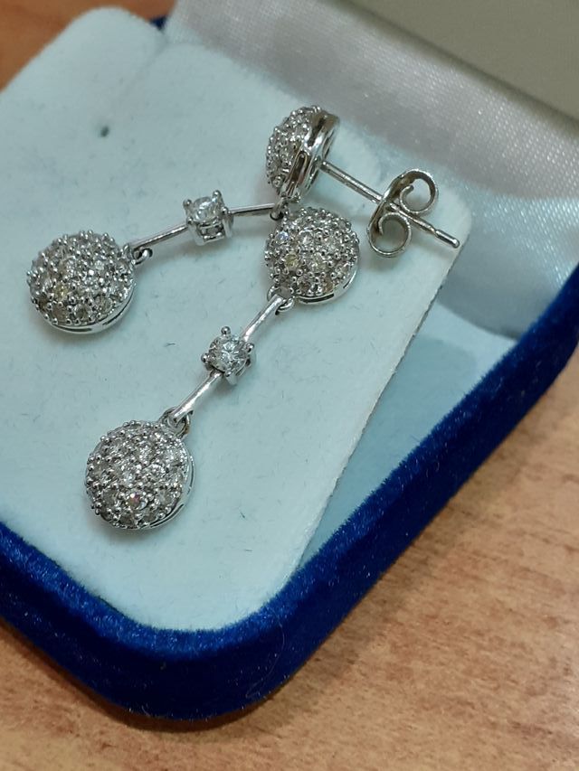 ORECCHINI IN ORO BIANCO CON DIAMANTI