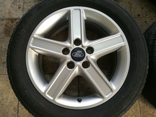 LLANTAS FOCUS 16
