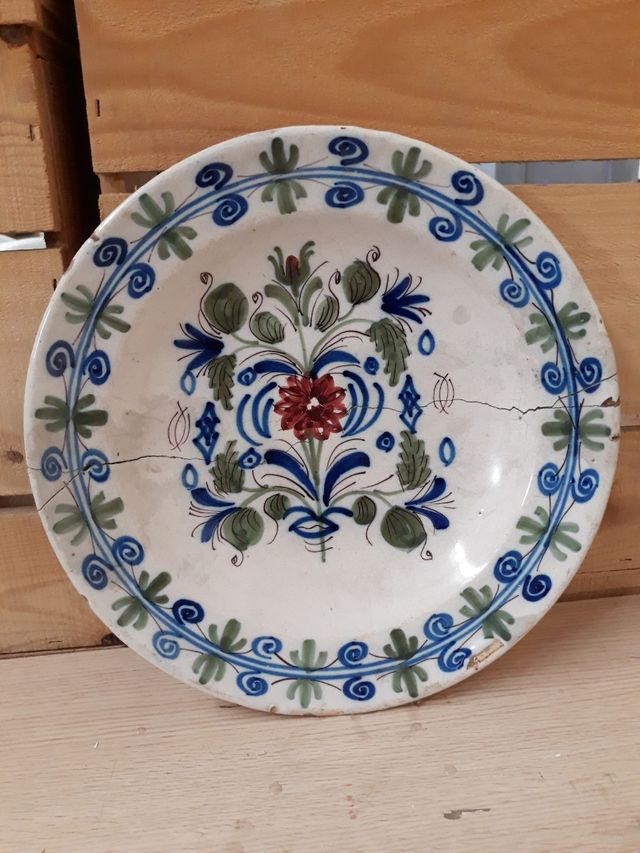 Lote de platos talavera - puente arzobispo