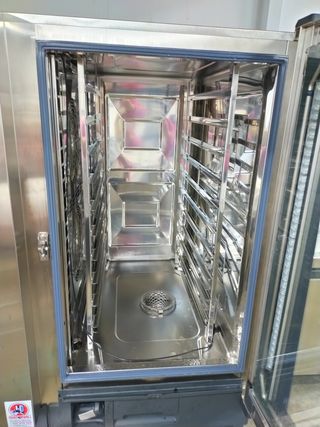 Horno rational combi pro a gas de segunda mano por 11.300 EUR en Sevilla en  WALLAPOP