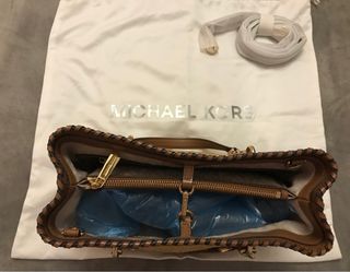 Michael Kors Bolso Rafia Straw Cuero Tote Marrón de segunda mano por 190  EUR en La Línea de la Concepción en WALLAPOP