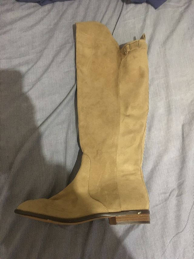 Bota alta nueva  camel