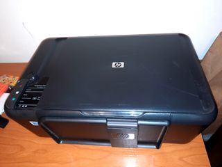 Impresora multifunción HP Deskjet F2480 de segunda mano por 10 EUR en  Córdoba en WALLAPOP
