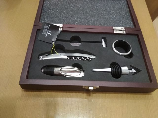 Maletín set de vino