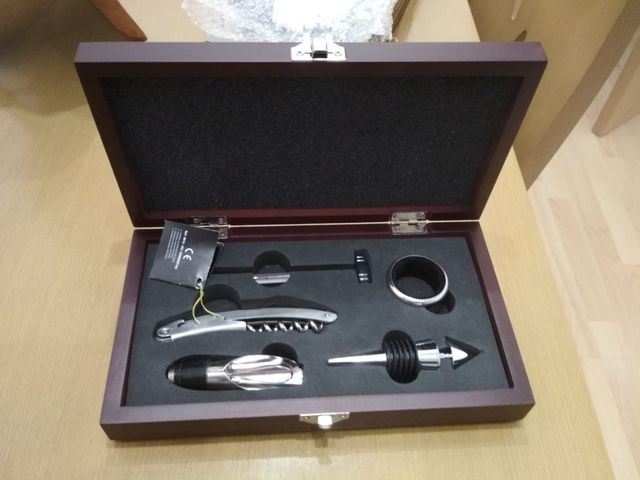 Maletín set de vino