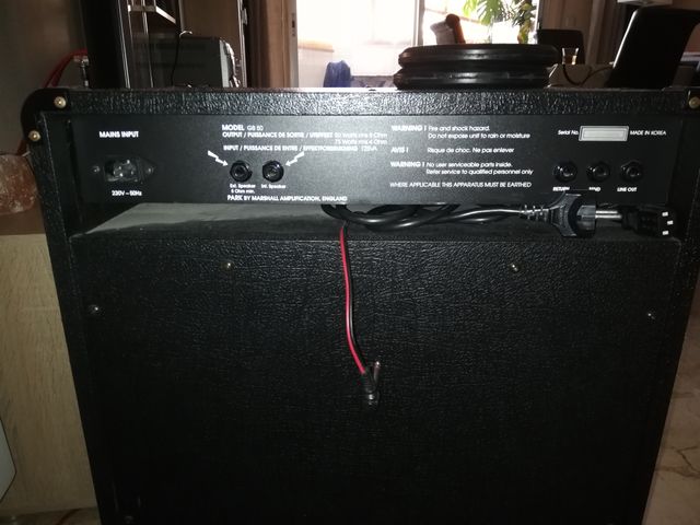 Amplificador bajo 15"