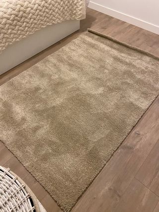 Alfombra Ikea pelo de segunda mano en WALLAPOP IKEA GASER Alfombra, pelo largo, de color blanquecino