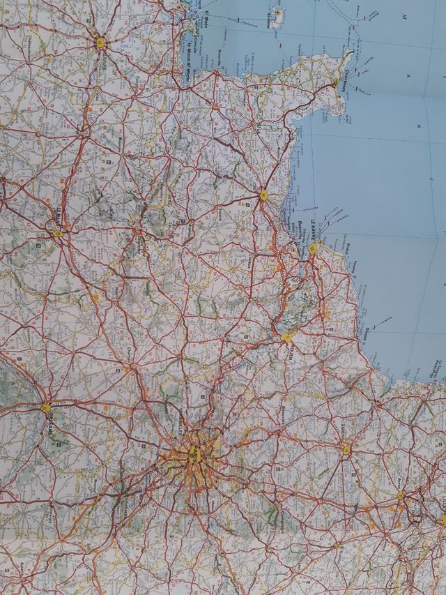 lote de mapas. de Marruecos y Europa