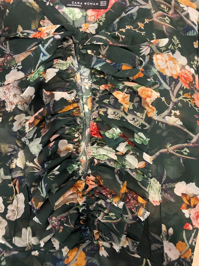 Blusa verde estampada NUEVA