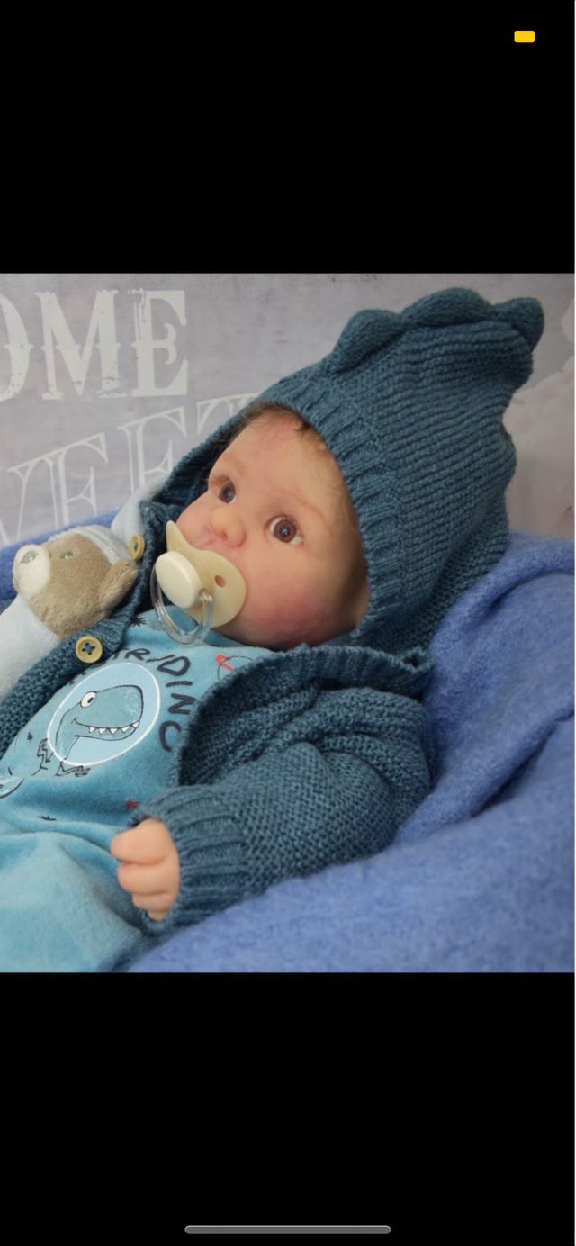 Reborn silicona 47 cm sistema pipí , estructura