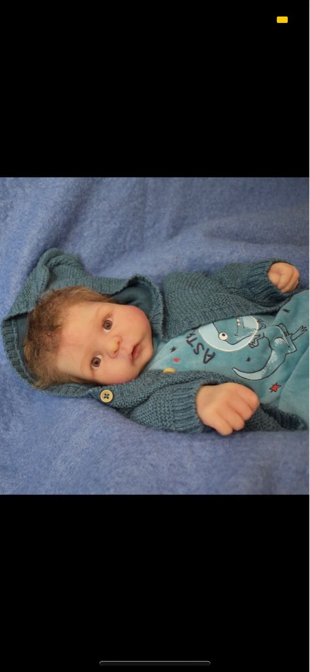 Reborn silicona 47 cm sistema pipí , estructura