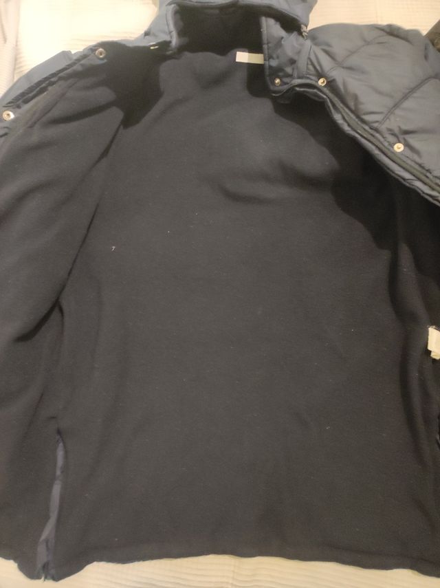 ABRIGO IMPERMEABLE CON FORRO POLAR