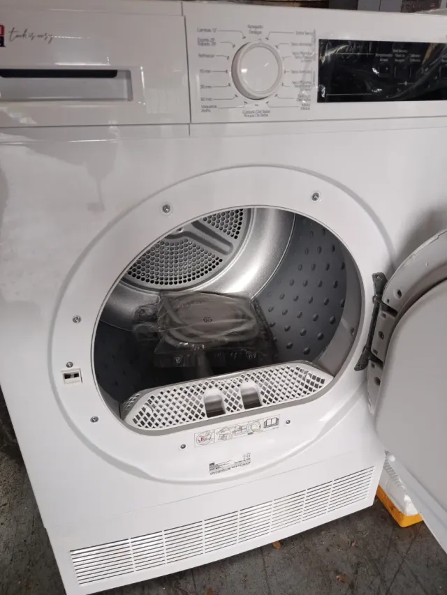 Secadora 8kgs condensación