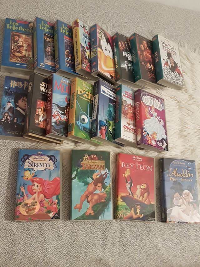 VHS  19 peliculas ( consultar precios)