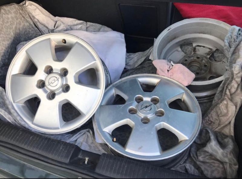 Opel Astra 2000 - foto 1