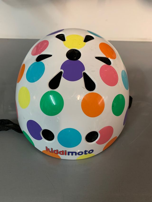Casco Kiddimoto infantil 
