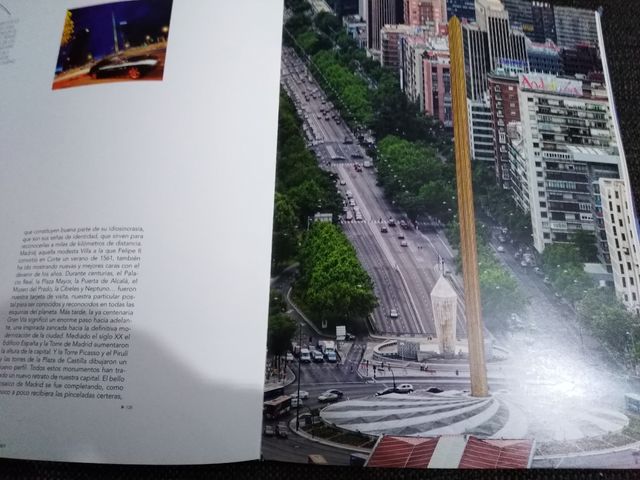Libro del Obelisco de Plaza Castilla