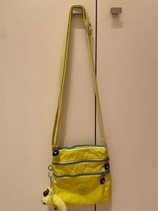 Bolsa Kipling de segunda mano por 30 EUR en Barcelona en WALLAPOP