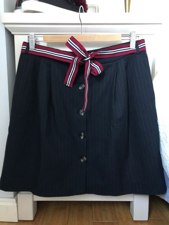 FALDA FIRMA A ESTRENAR