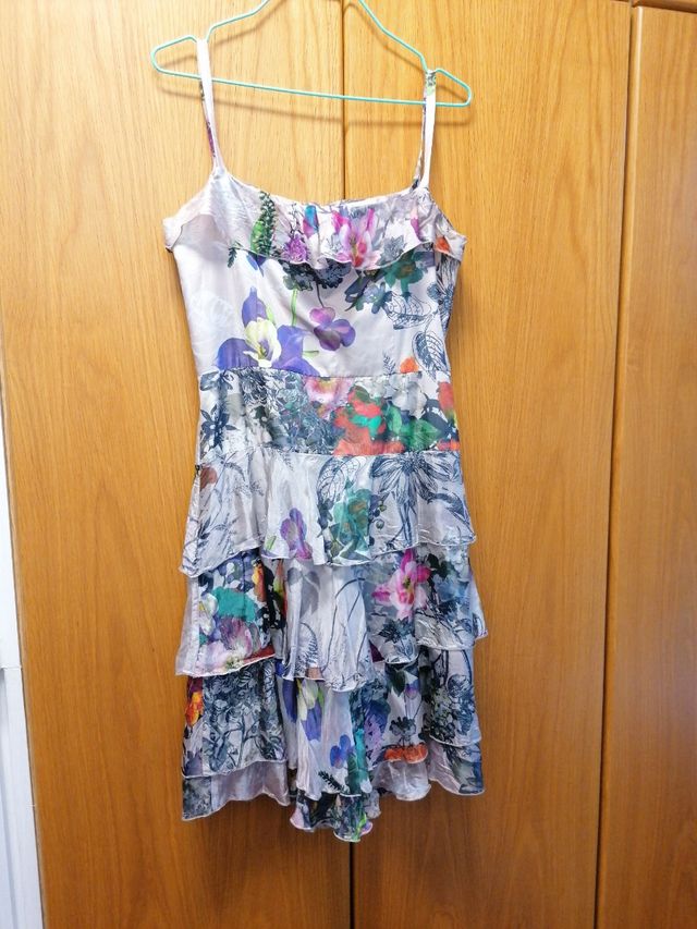 Precioso vestido 100% seda. T38-40