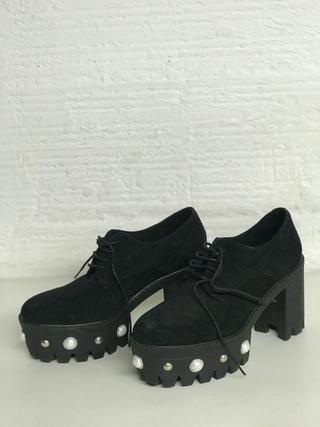 ZAPATOS PLATAFORMA NEGRA T.38 yellow