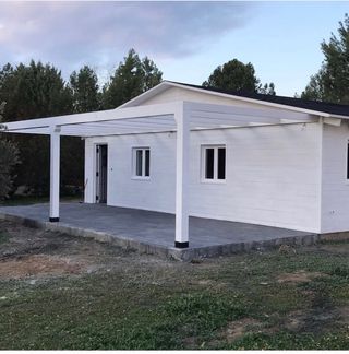 Portici, pergole e casette in legno.