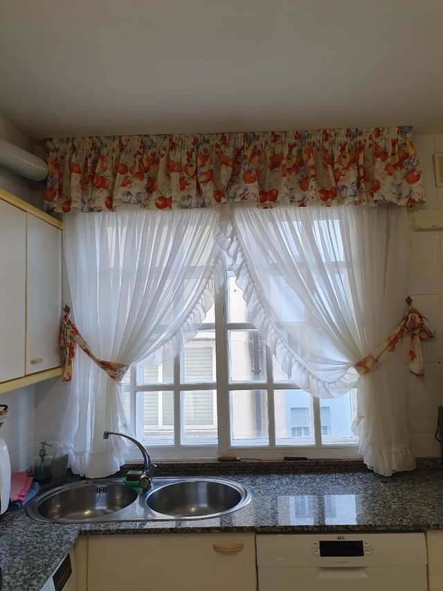 cortina de cocina con Bandó y riel