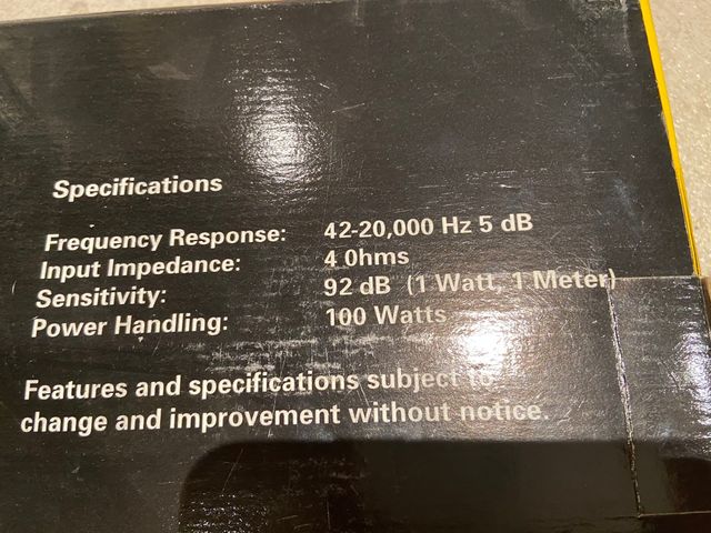 Se vende altavoces coustic 6x9 100 w