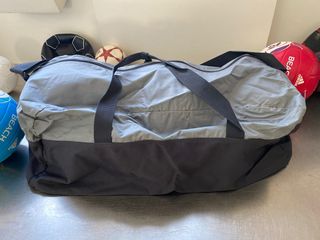 BOLSA DEPORTE GR. COMBINADO EN GRISES