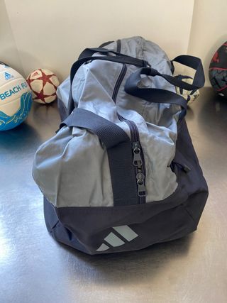 BOLSA DEPORTE GR. COMBINADO EN GRISES