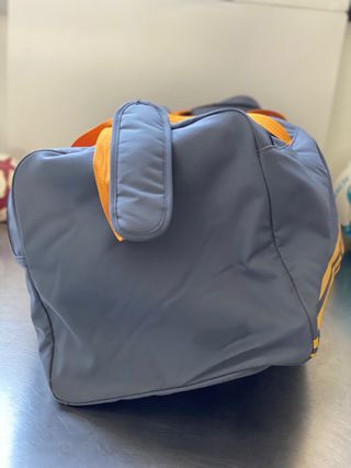 BOLSA DEPORTE GRIS/MOSTAZA NUEVA