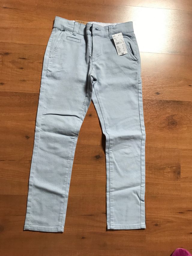 Pantalón niño nuevo