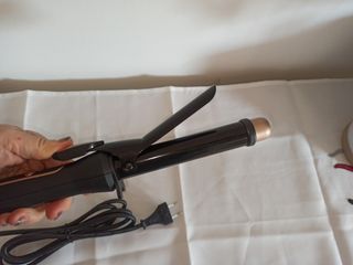 Rizador Christina Aguilera de segunda mano por 8 EUR en La Pobla de  Vallbona en WALLAPOP