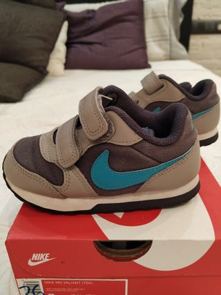 Zapatillas Nike número 25. Colección 2020 de segunda mano por 14 EUR en  Zaragoza en WALLAPOP