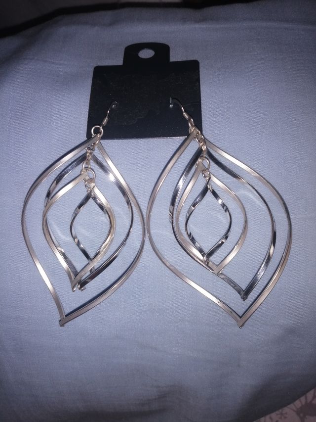 Pendientes Nuevos plateados