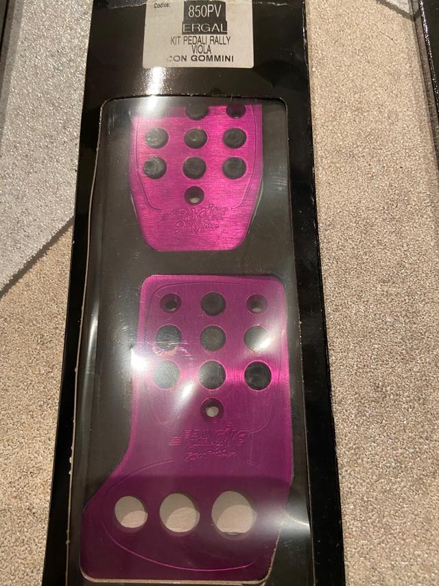 Se vende pedales deportivos